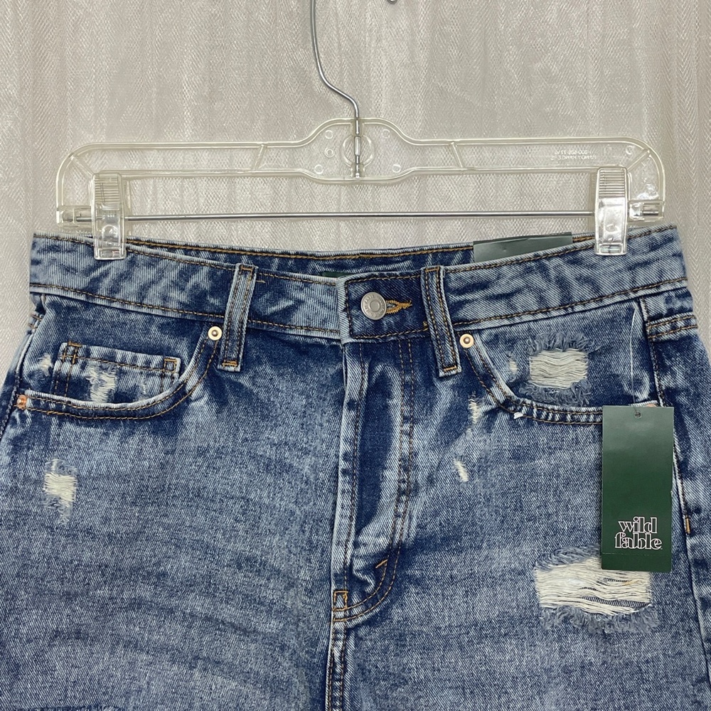 NWT   Wild Fable Highest Rise Ripped Shorts - Picture 3 of 4